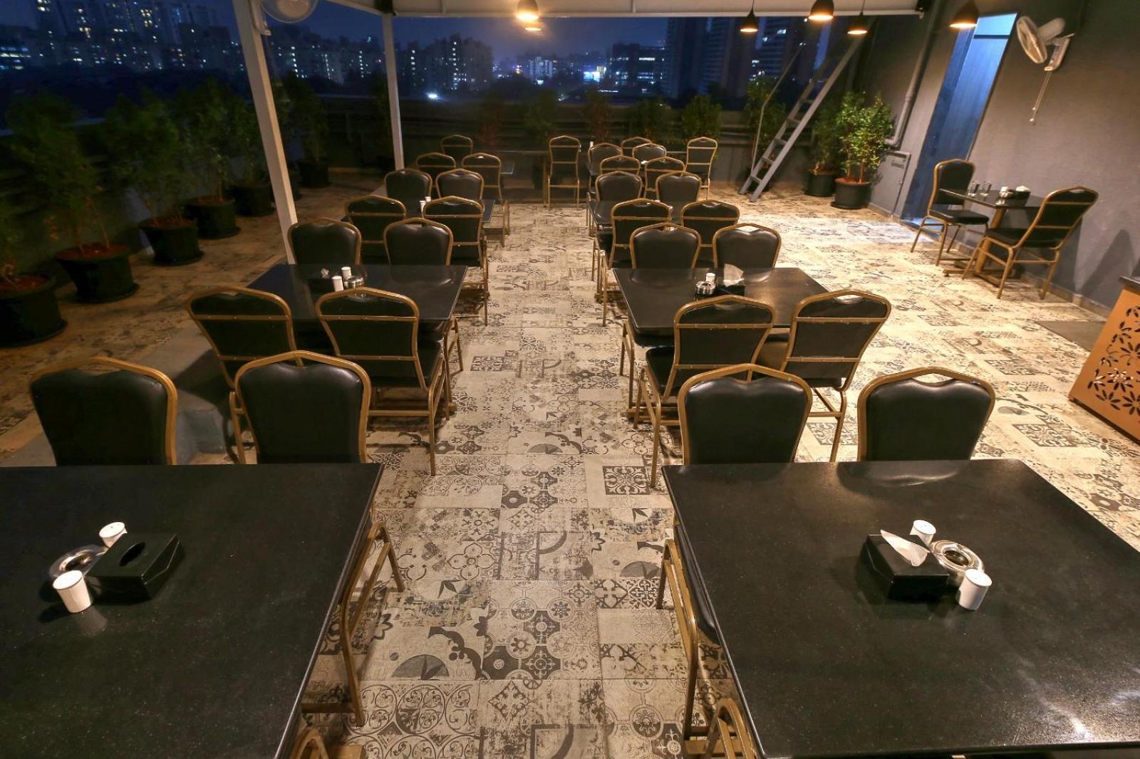 Magnus Fortune House Business Hotel , Magarpatta Mundhva Esterno foto