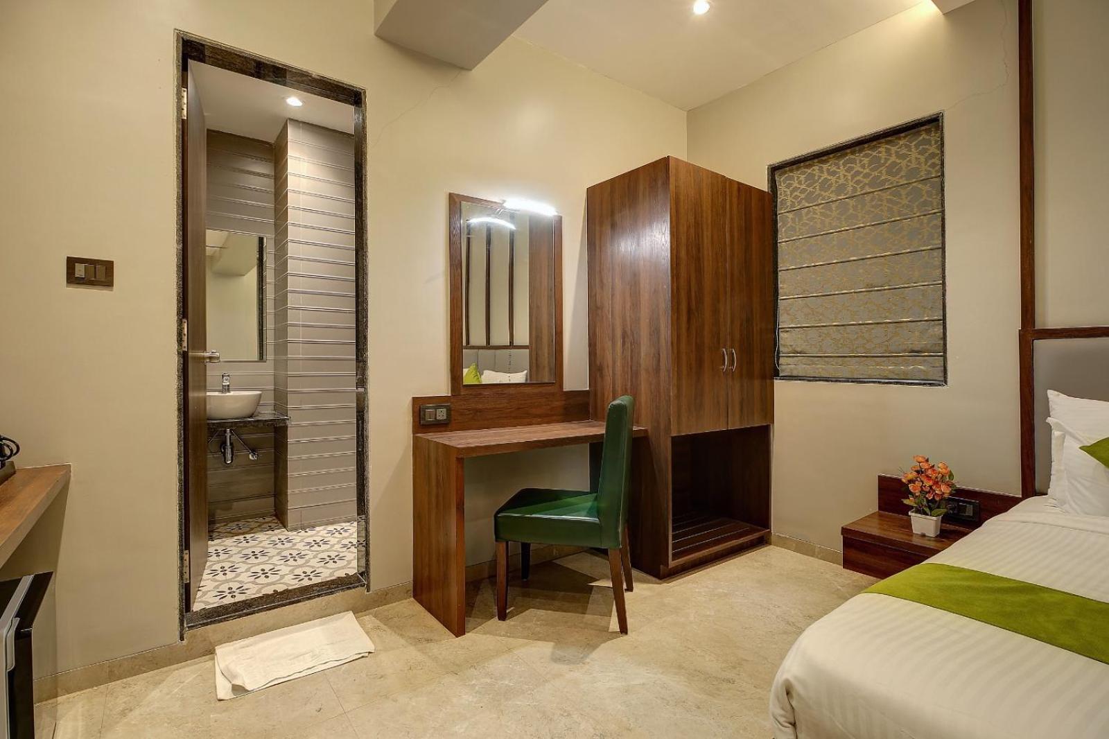 Magnus Fortune House Business Hotel , Magarpatta Mundhva Esterno foto