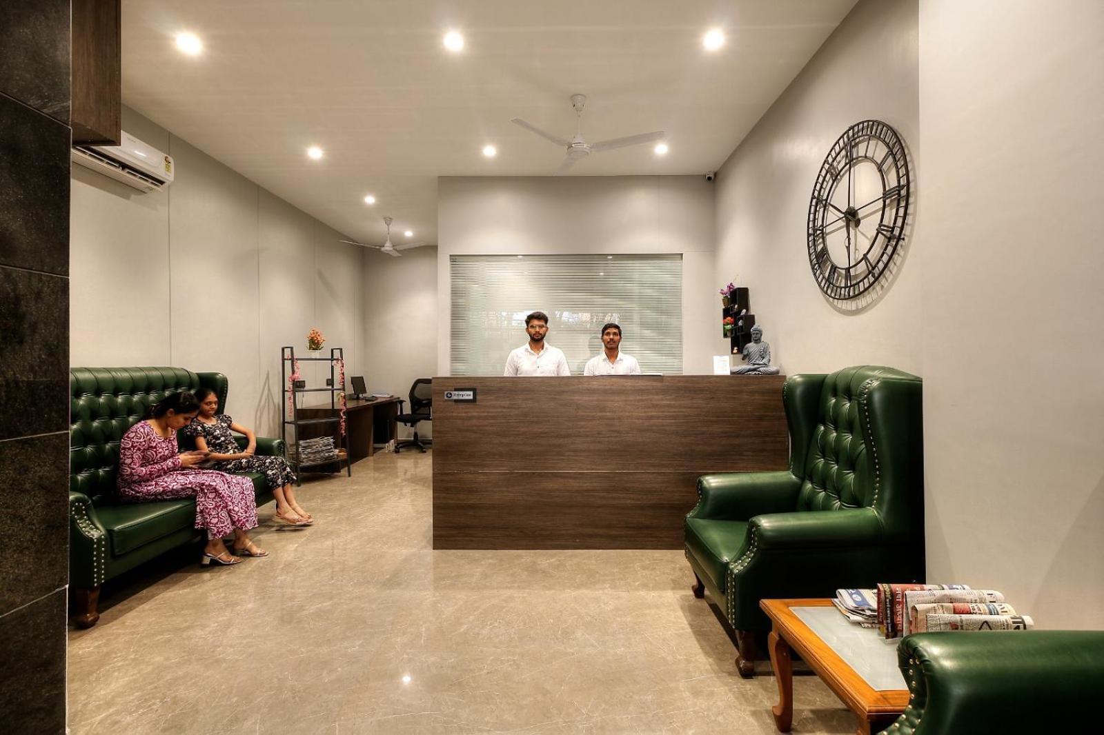 Magnus Fortune House Business Hotel , Magarpatta Mundhva Esterno foto
