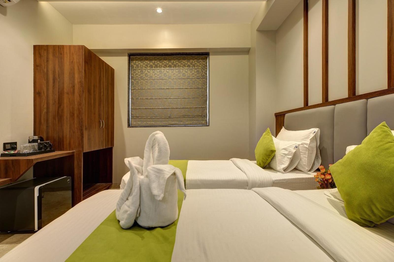 Magnus Fortune House Business Hotel , Magarpatta Mundhva Esterno foto