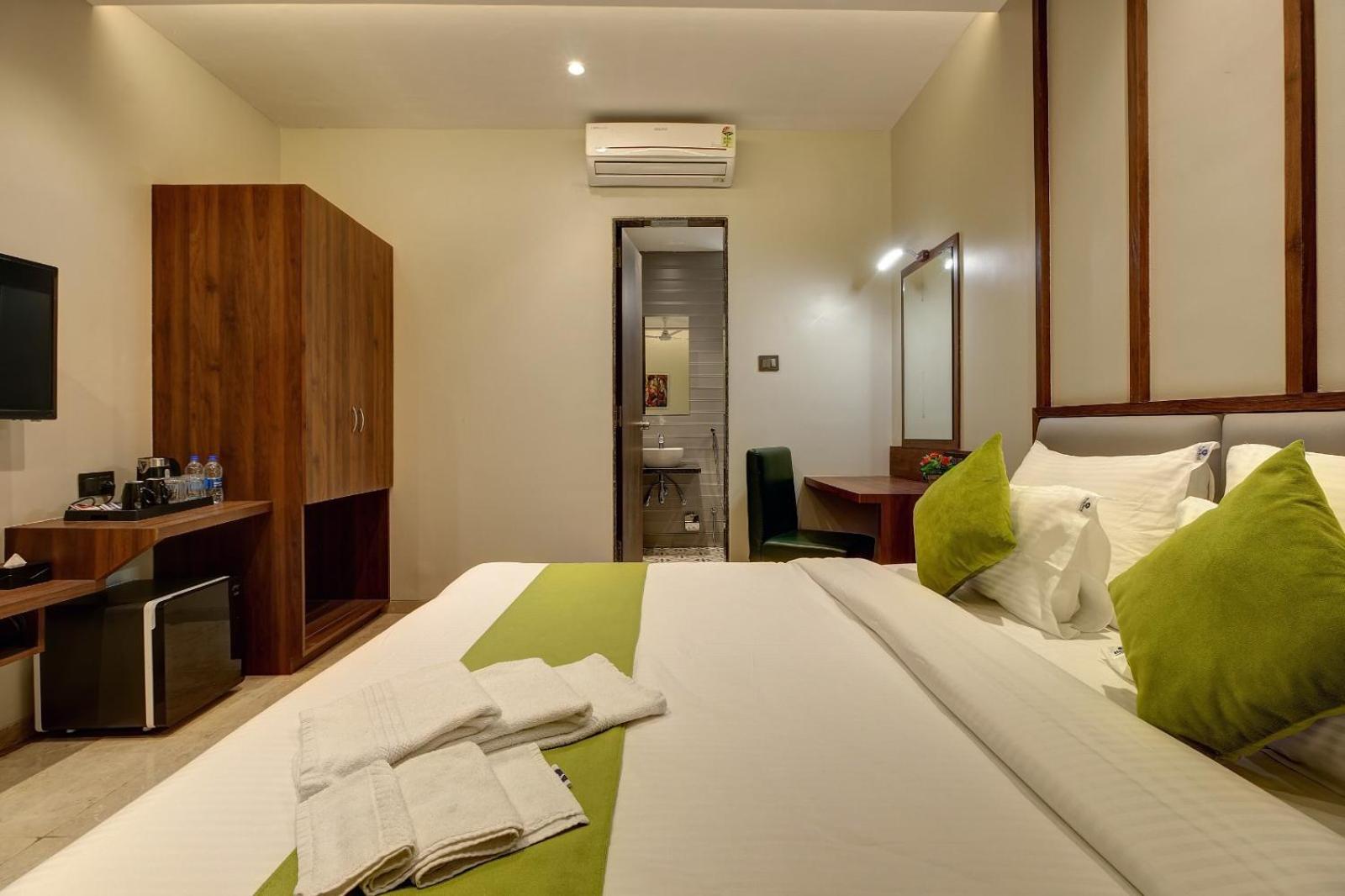 Magnus Fortune House Business Hotel , Magarpatta Mundhva Esterno foto