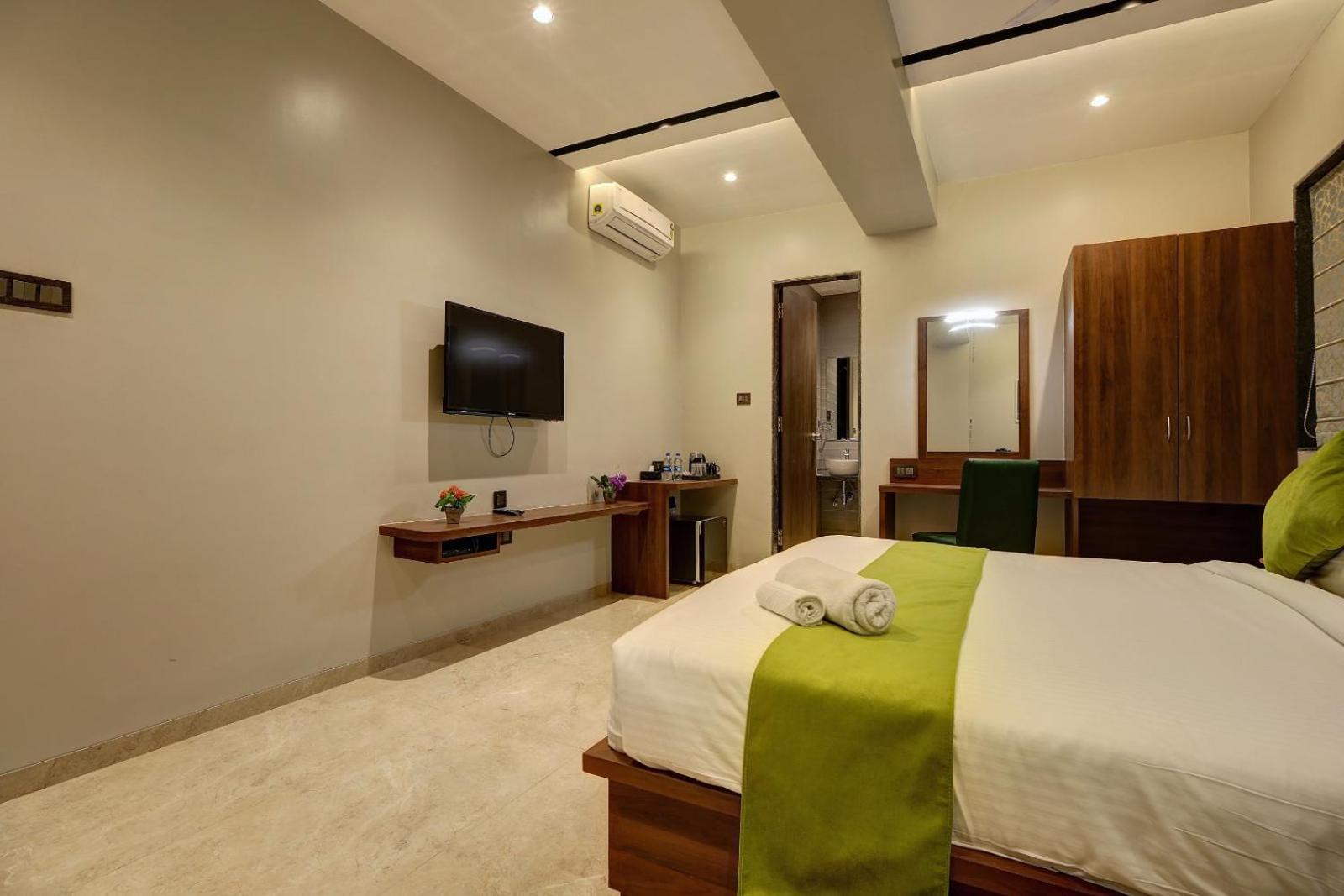Magnus Fortune House Business Hotel , Magarpatta Mundhva Esterno foto
