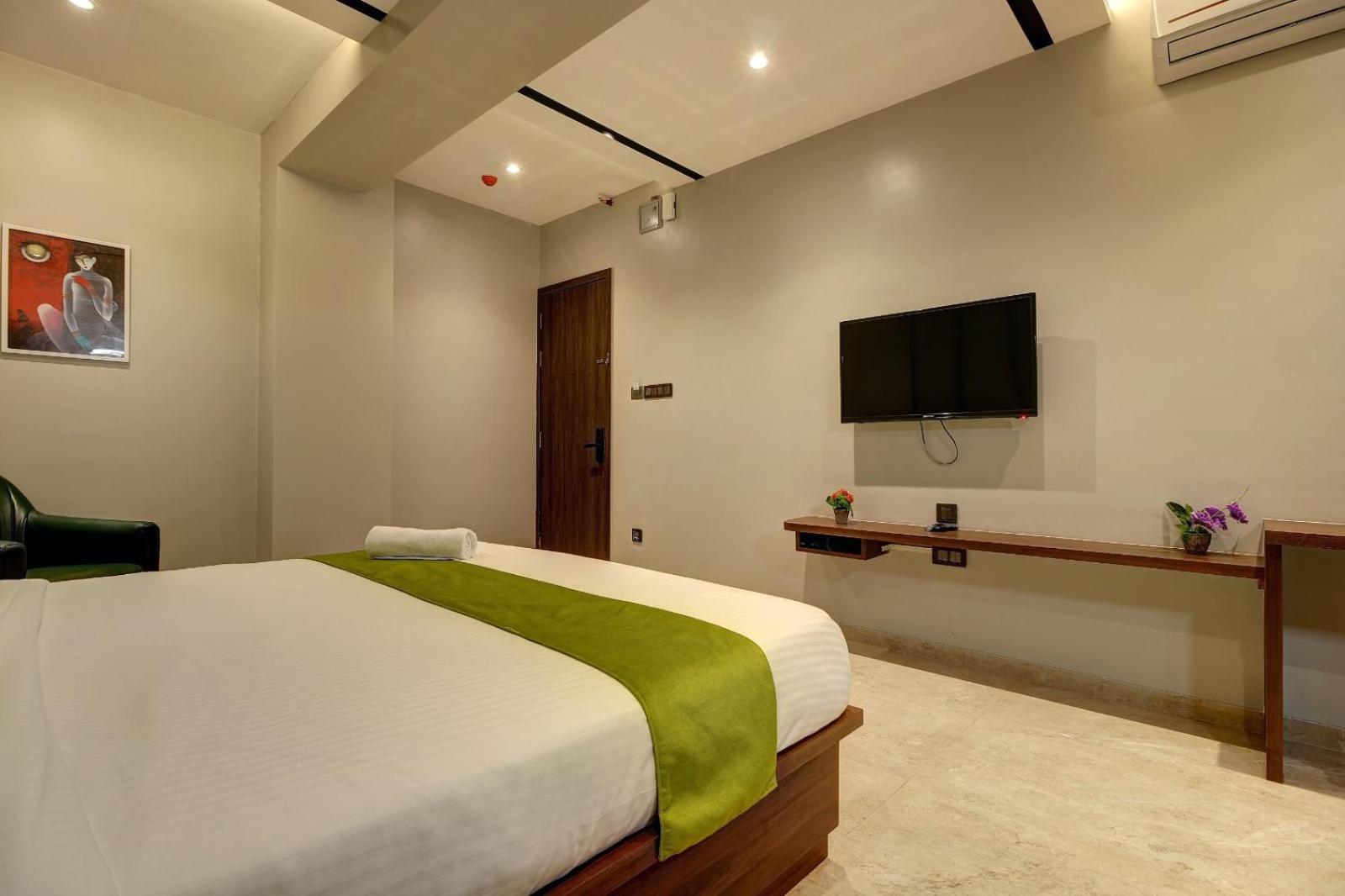 Magnus Fortune House Business Hotel , Magarpatta Mundhva Esterno foto